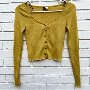 Long sleeve button up crop top